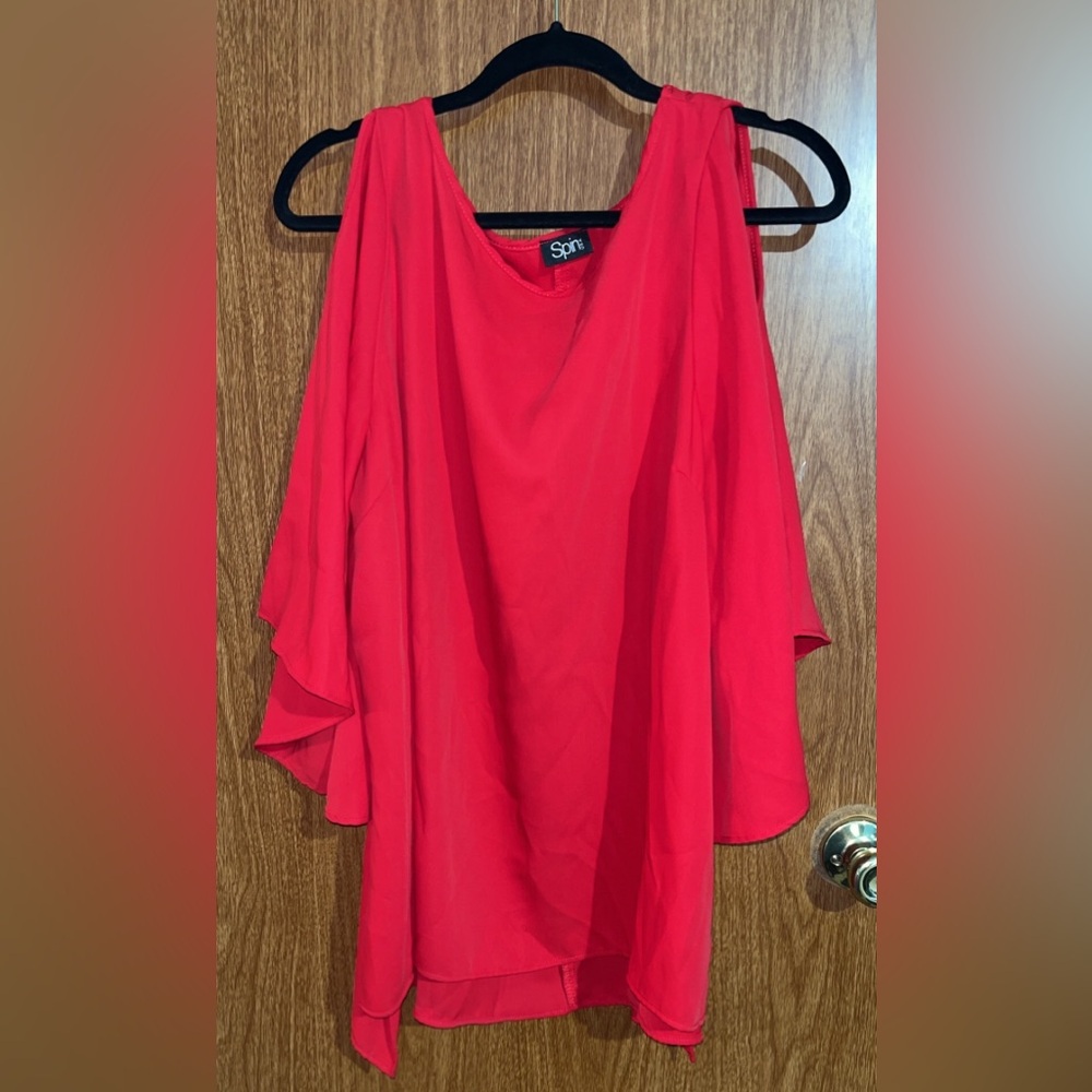 Red blouse - Picture 6 of 6